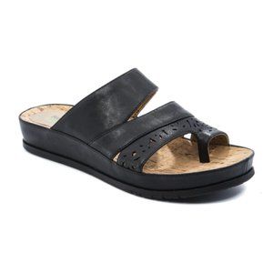 Baretraps Careena Sandals size 6
